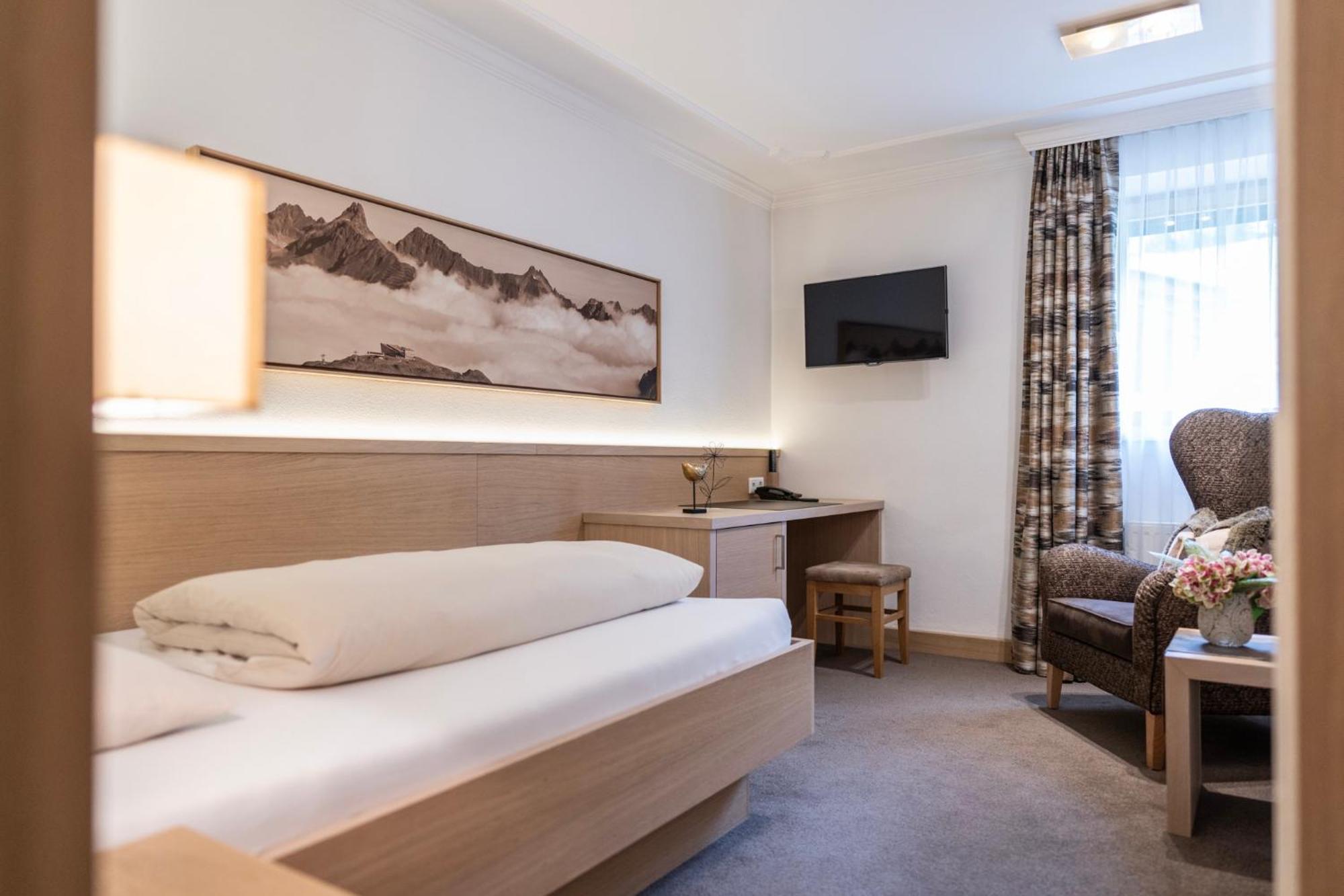 Alpenhotel Ischglerhof Eksteriør billede
