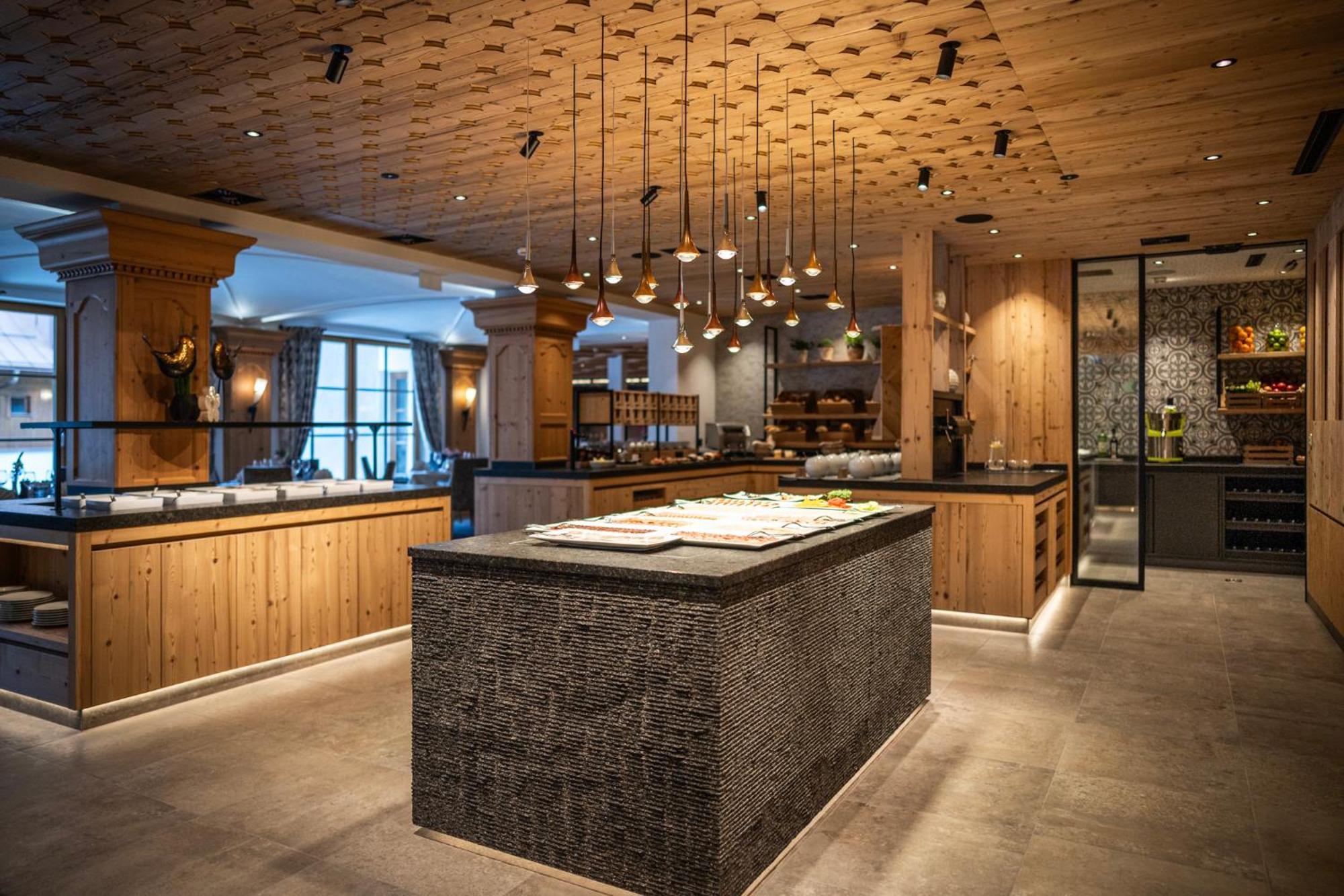 Alpenhotel Ischglerhof Eksteriør billede